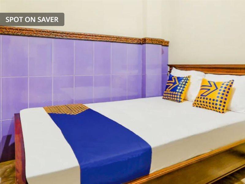 Spot On 1870 Graha Batu Mulia Hotell Eksteriør bilde